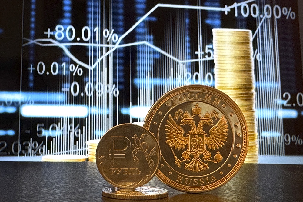 Почему рубль неизбежно “поедет вниз” и когда ждать трехзначного курса к доллару Почему рубль неизбежно “поедет вниз” и когда ждать трехзначного курса к доллару