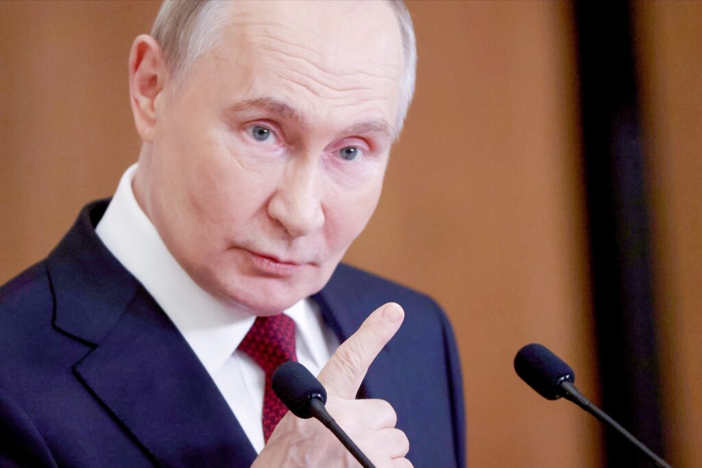 Путин: Мы найдем тысячу причин не пускать на наш рынок тех, кто здесь не нужен Путин: Мы найдем тысячу причин не пускать на наш рынок тех, кто здесь не нужен