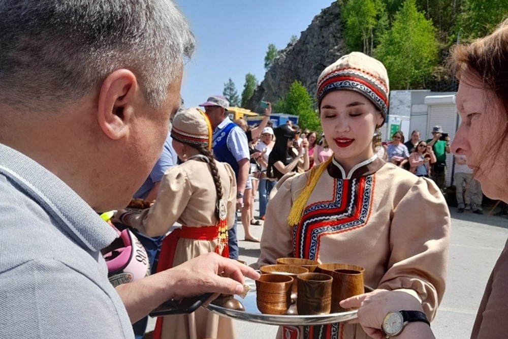 На Алтае разработали спецмаршрут по Чуйскому тракту для автопутешественников На Алтае разработали спецмаршрут по Чуйскому тракту для автопутешественников