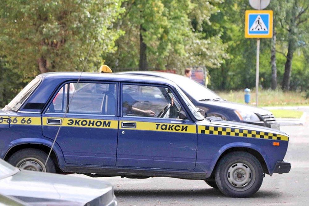 Поправки в закон о такси лишат подработки тех, кто работает на своих машинах Поправки в закон о такси лишат подработки тех, кто работает на своих машинах