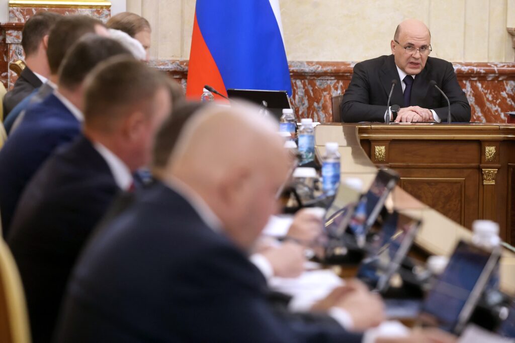 Кабмин обсудил бюджет и работу систем ЖКХ Кабмин обсудил бюджет и работу систем ЖКХ