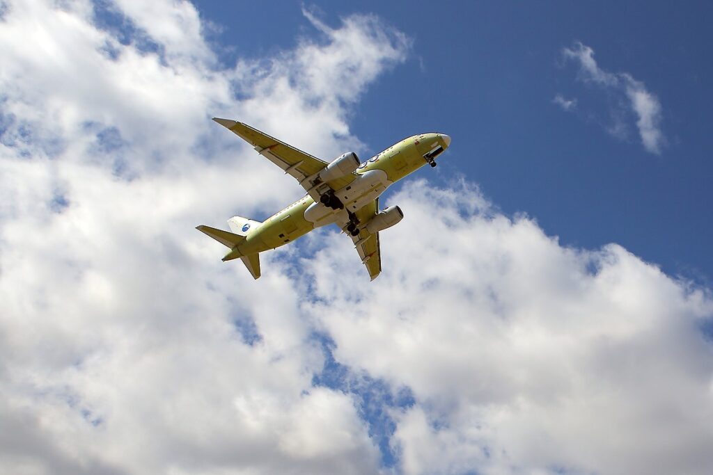 Предстоит еще большая работа”: авиаконструктор оценил десятый полет импортозамещенного “Суперджета Предстоит еще большая работа”: авиаконструктор оценил десятый полет импортозамещенного “Суперджета