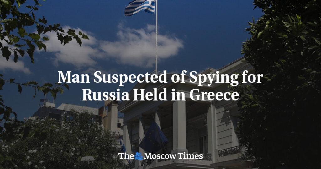 В Греции задержан мужчина по подозрению в шпионаже в пользу России В Греции задержан мужчина по подозрению в шпионаже в пользу России