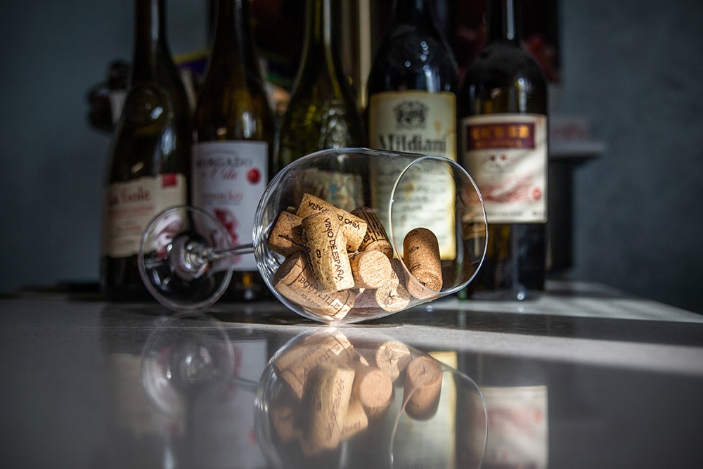 Поставки иностранного вина в Россию сократились вдвое Поставки иностранного вина в Россию сократились вдвое