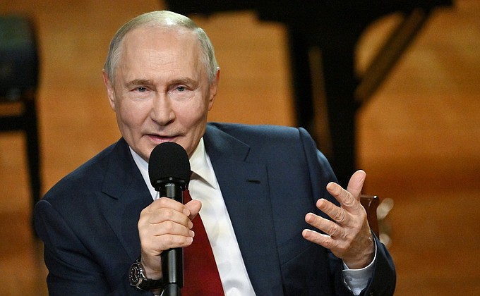 Визит в музыкальную школу «Сириус» Визит в музыкальную школу «Сириус»