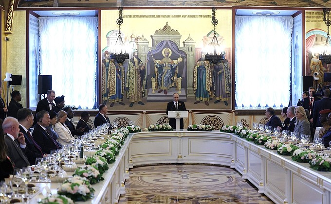 Президентский приём в честь Дня Победы Президентский приём в честь Дня Победы