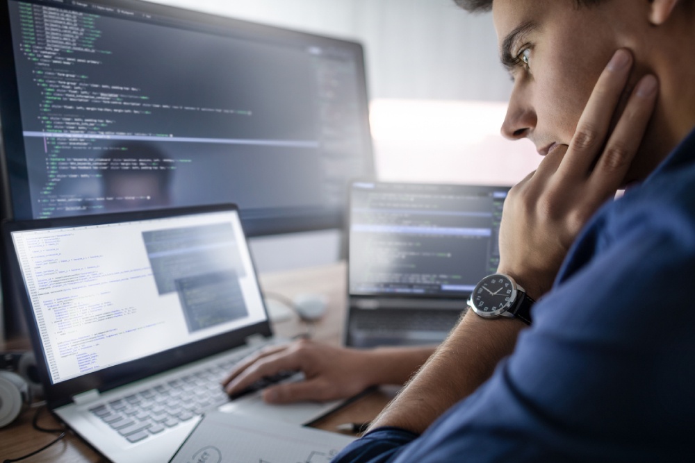 Спрос на производственников и IT-специалистов вырос в несколько раз Спрос на производственников и IT-специалистов вырос в несколько раз