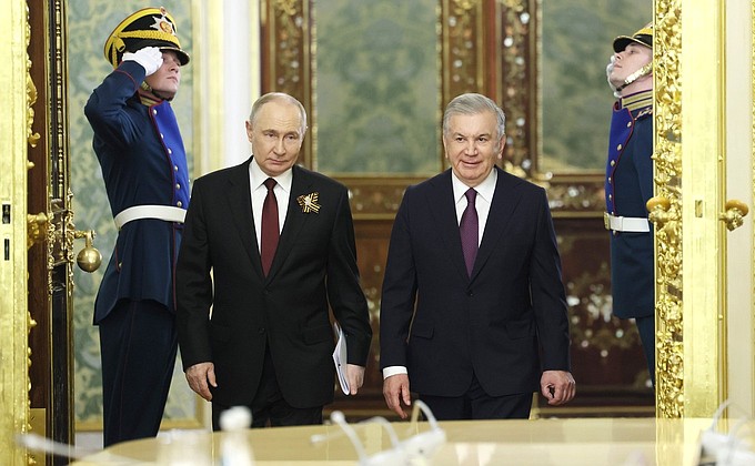 Встреча с Президентом Узбекистана Шавкатом Мирзиёевым • Президент России Встреча с Президентом Узбекистана Шавкатом Мирзиёевым • Президент России