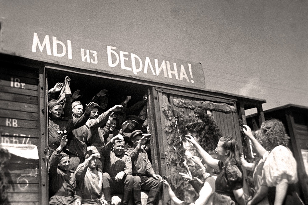 Председатель Общества любителей железных дорог Алексей Вульфов – в интервью “РГ”: Без железнодорожников мы победу не одержали бы Председатель Общества любителей железных дорог Алексей Вульфов – в интервью “РГ”: Без железнодорожников мы победу не одержали бы