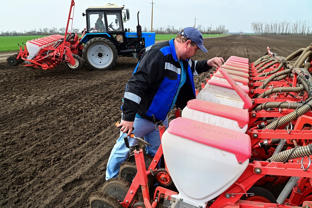 В Верхневолжье расширяют посевные площади под зерновые и технические культуры В Верхневолжье расширяют посевные площади под зерновые и технические культуры