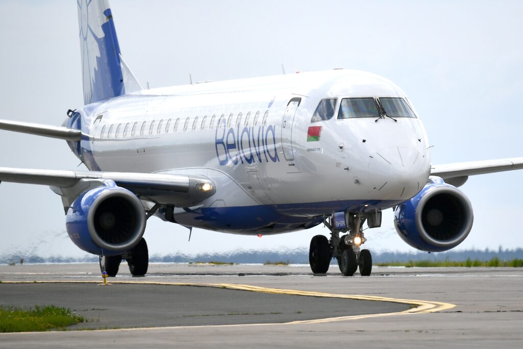 В Беларуси готовятся возобновить полеты в Мурманск В Беларуси готовятся возобновить полеты в Мурманск