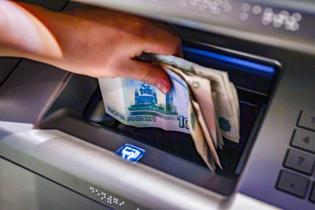 Доля потребительских кредитов с просрочкой свыше 90 дней превысила 10 процентов Доля потребительских кредитов с просрочкой свыше 90 дней превысила 10 процентов