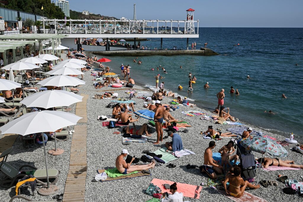 Эксперты рассказали, куда россияне поедут отдыхать этим летом Эксперты рассказали, куда россияне поедут отдыхать этим летом