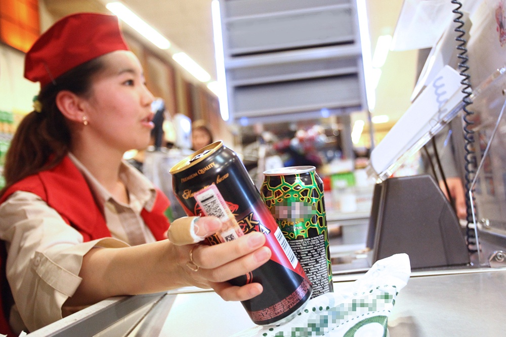 За продажу энергетиков подросткам будут штрафовать на полмиллиона рублей За продажу энергетиков подросткам будут штрафовать на полмиллиона рублей