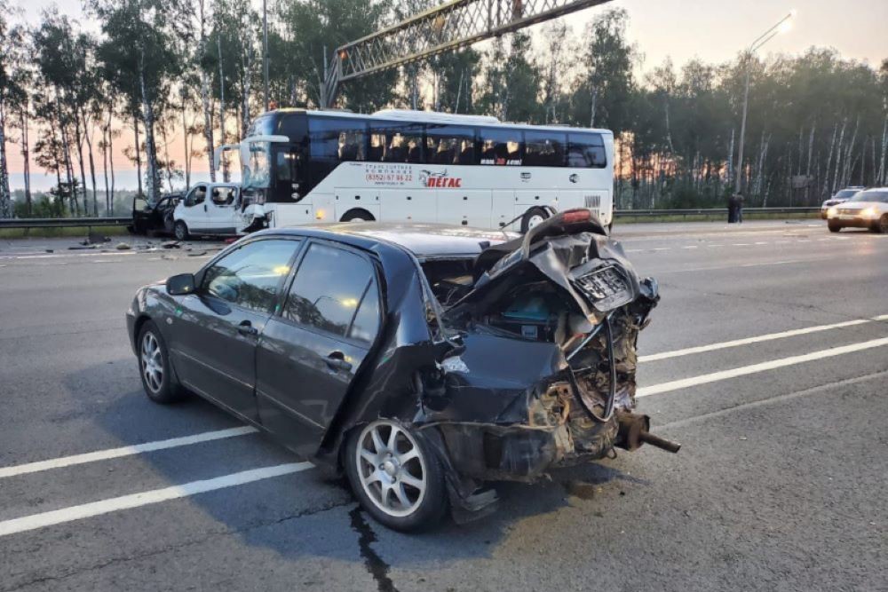 Перевозчик: Попавший в аварию во Владимирской области автобус был исправен Перевозчик: Попавший в аварию во Владимирской области автобус был исправен