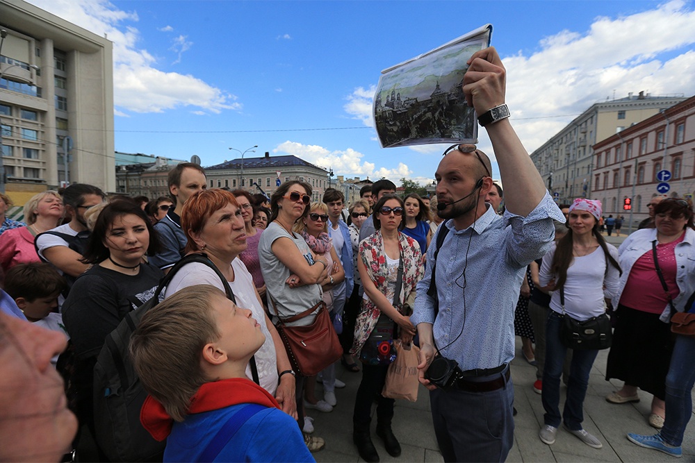 Госдума ввела штрафы для гидов и отелей без сертификатов. Зачем это нужно и сколько придется заплатить нарушителям Госдума ввела штрафы для гидов и отелей без сертификатов. Зачем это нужно и сколько придется заплатить нарушителям