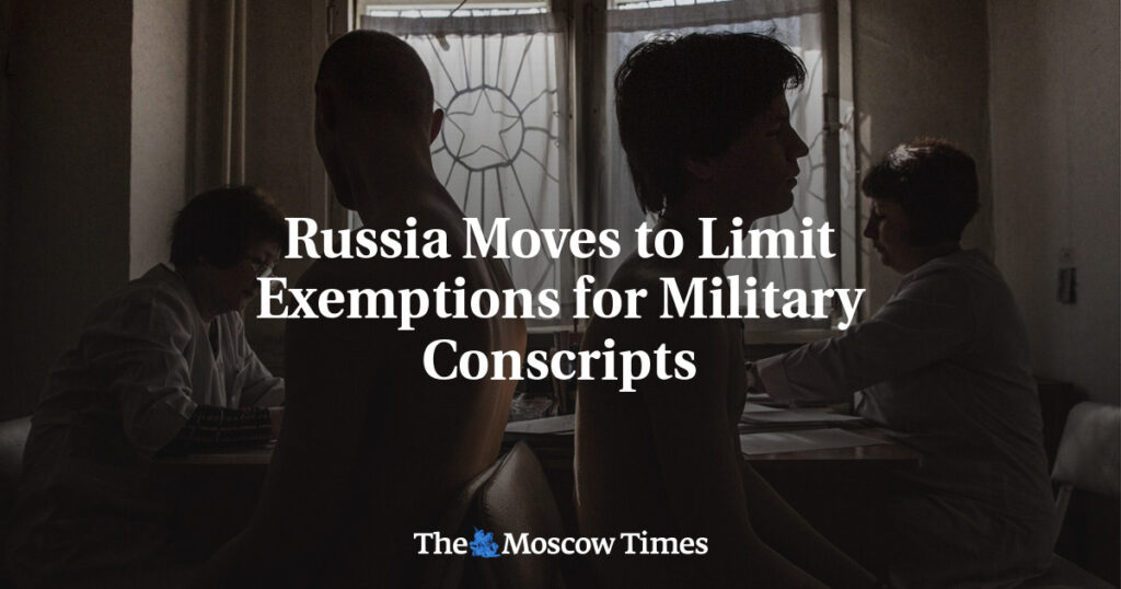 Россия ограничивает исключения для военных призывников Россия ограничивает исключения для военных призывников