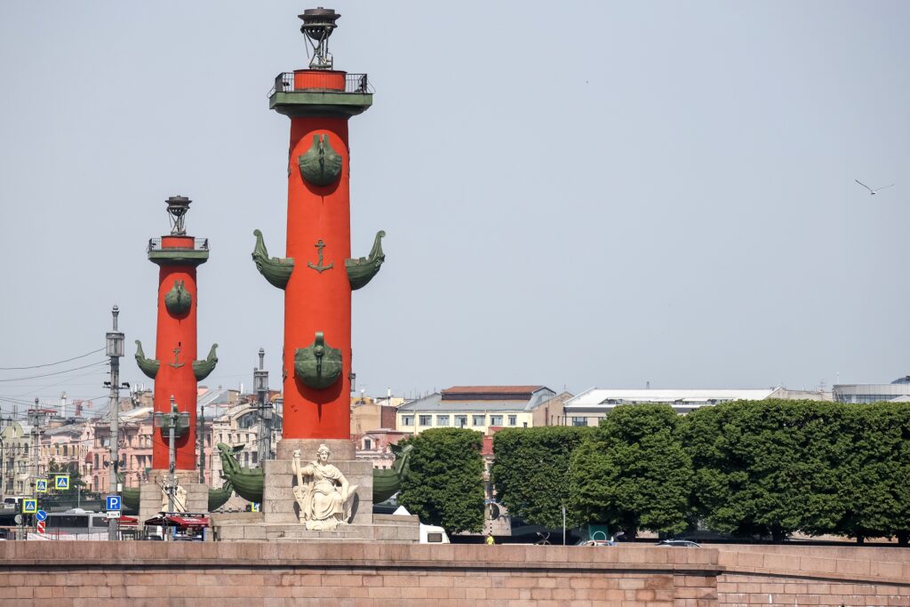 Новое электросудно “Стрельна” представили на ПМЭФ 18 июня Новое электросудно “Стрельна” представили на ПМЭФ 18 июня