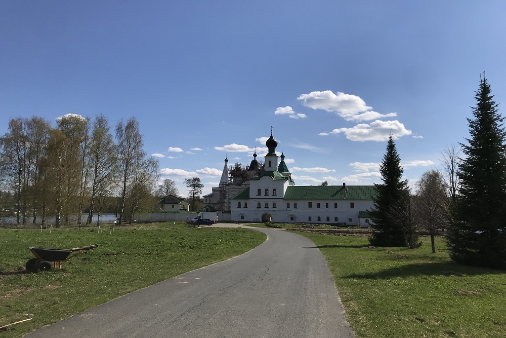 Погнали? Что мешает туристам проехать «550 километров впечатлений» по Поморью Погнали? Что мешает туристам проехать «550 километров впечатлений» по Поморью