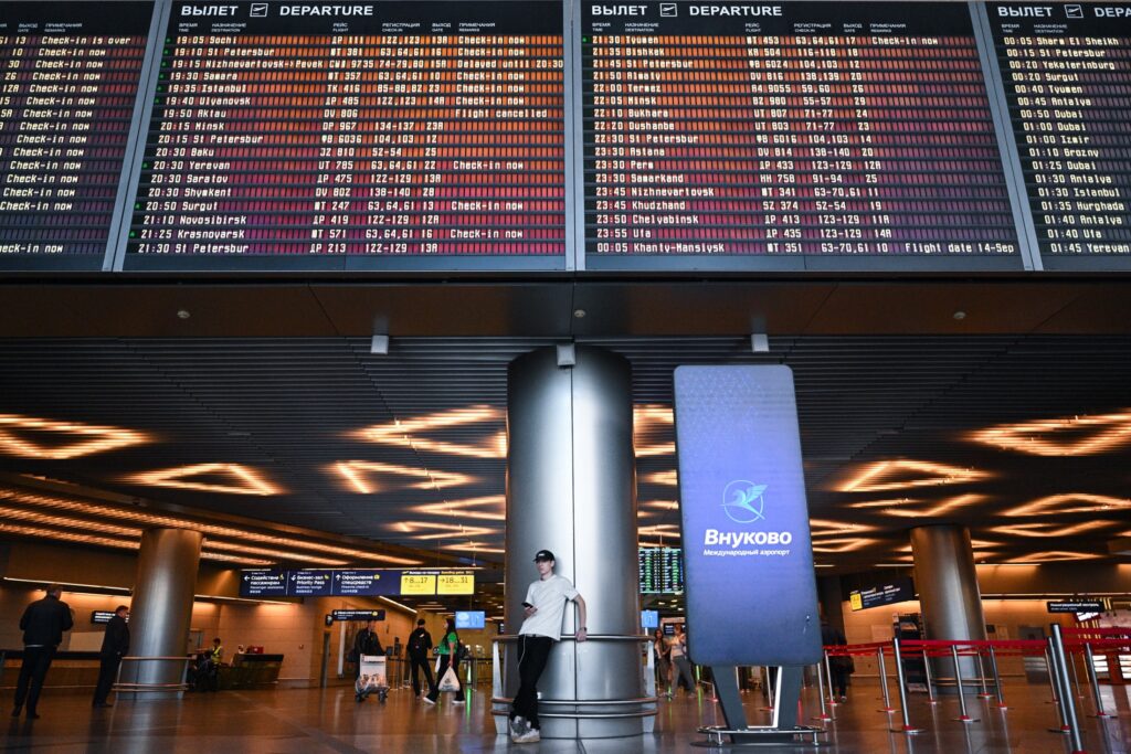 Авиакомпании России меняют расписание из-за ситуации на Ближнем Востоке Авиакомпании России меняют расписание из-за ситуации на Ближнем Востоке