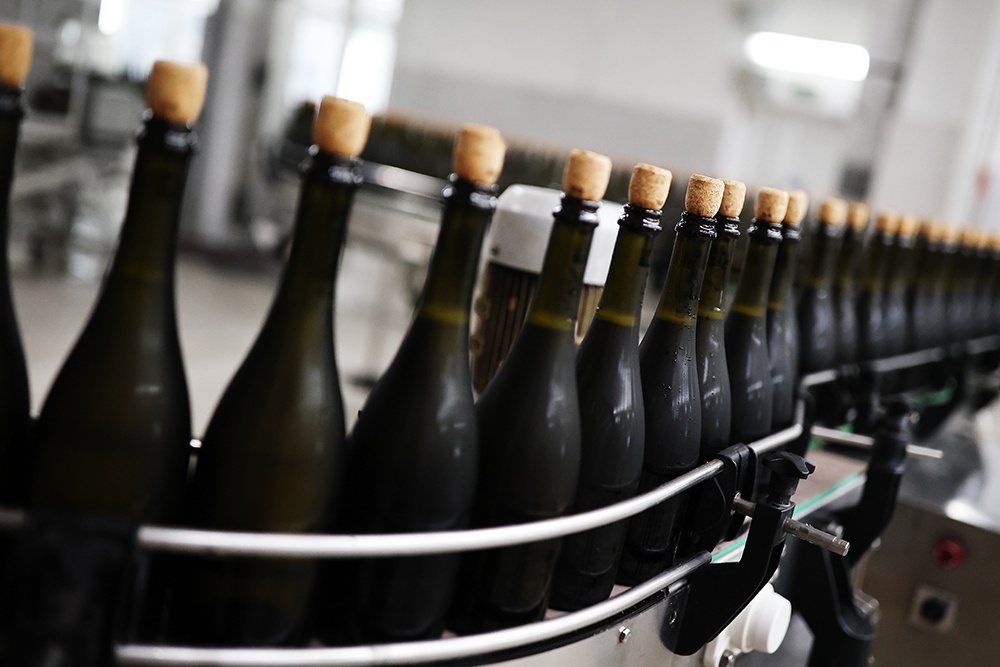 Градус с доставкой. Алкоголь предложили допустить в онлайн: как это может работать Градус с доставкой. Алкоголь предложили допустить в онлайн: как это может работать