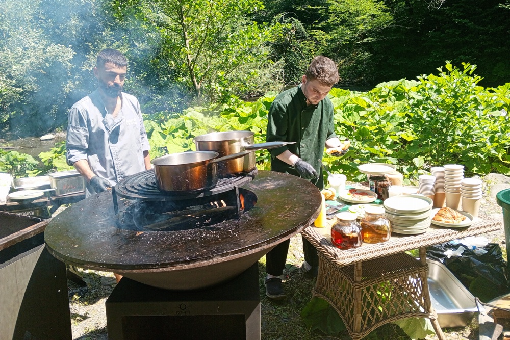 Фермерский завтрак. В Сочи презентовали новый проект гастротуризма Фермерский завтрак. В Сочи презентовали новый проект гастротуризма