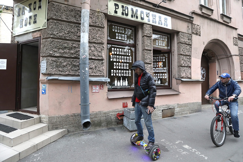 Два часа в день. Какими могут быть новые правила продажи алкоголя в подмосковном общепите? Два часа в день. Какими могут быть новые правила продажи алкоголя в подмосковном общепите?