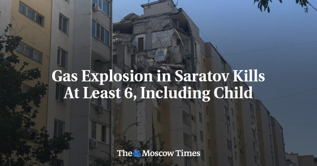 Взрыв газа в Саратове унес жизни по меньшей мере 6 человек, включая ребенка Взрыв газа в Саратове унес жизни по меньшей мере 6 человек, включая ребенка