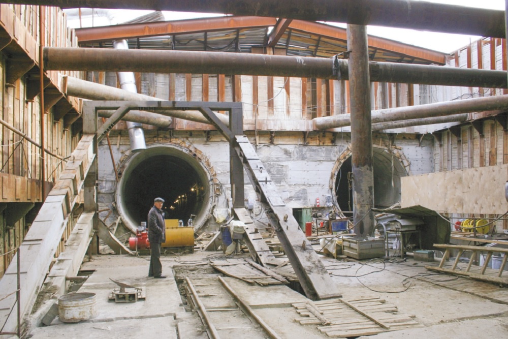 В Омске ищут возможность использовать замороженные объекты метро В Омске ищут возможность использовать замороженные объекты метро