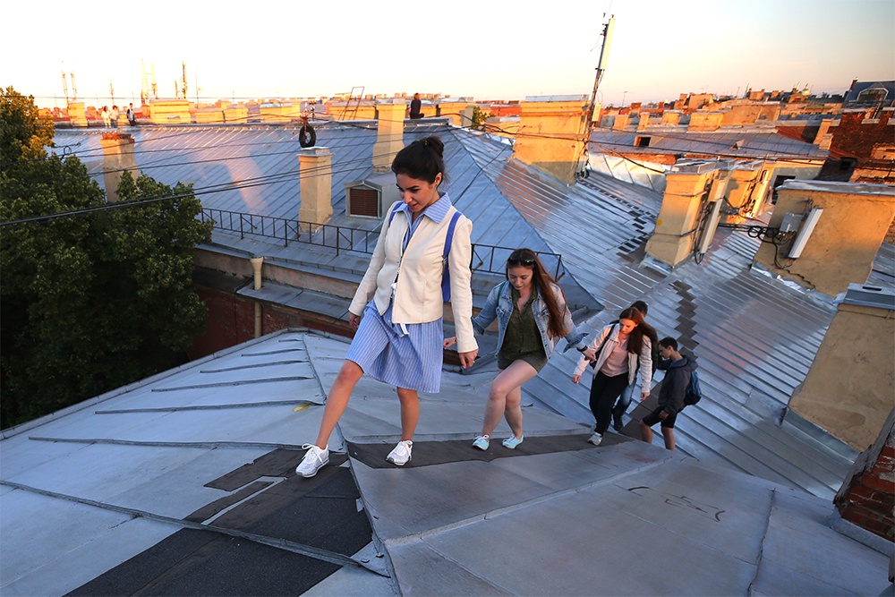 Штраф или лишение свободы до двух лет. Какие наказания за нелегальные экскурсии вводит новый закон Штраф или лишение свободы до двух лет. Какие наказания за нелегальные экскурсии вводит новый закон