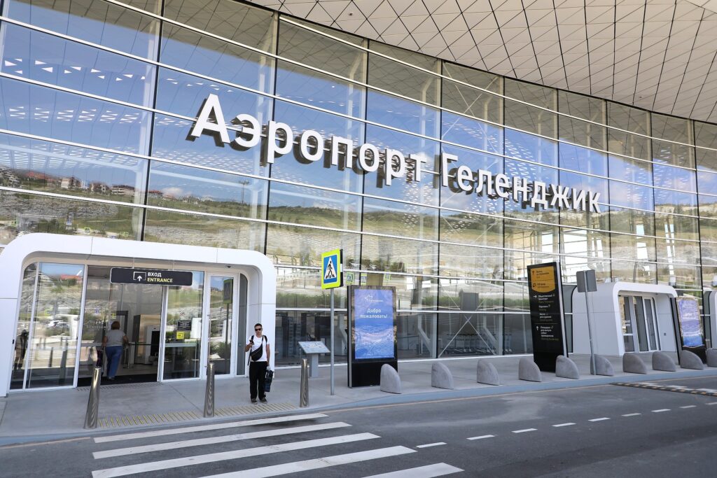 В аэропорту Геленджика готовятся встретить первый с 2022 года регулярный рейс В аэропорту Геленджика готовятся встретить первый с 2022 года регулярный рейс