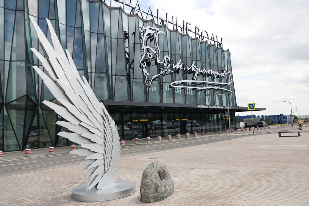 Рейс, посадку на который заблокировали пассажиры в Шереметьево, прибыл в Минводы Рейс, посадку на который заблокировали пассажиры в Шереметьево, прибыл в Минводы