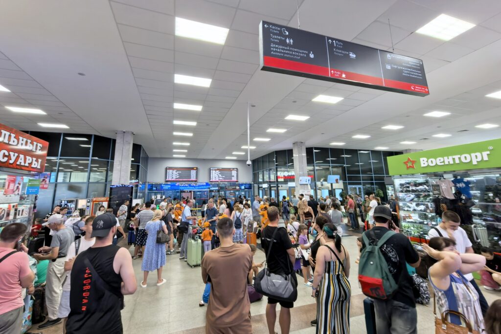 РЖД сообщили о задержке более 50 поездов из-за ЧП в Ростовской области РЖД сообщили о задержке более 50 поездов из-за ЧП в Ростовской области