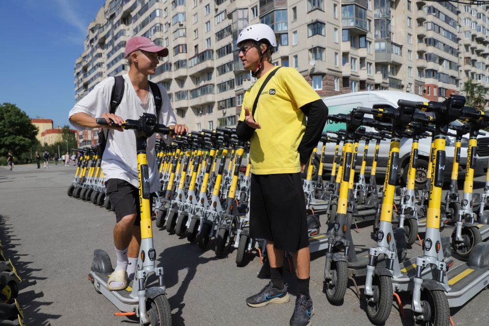 В Кудрово на границе с Петербургом хотят запретить электросамокаты В Кудрово на границе с Петербургом хотят запретить электросамокаты