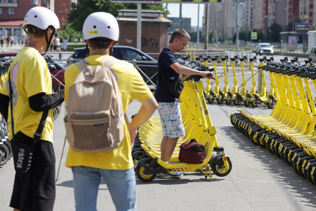 В Благовещенске запретили электросамокаты