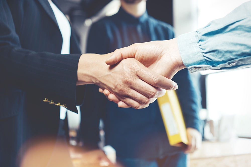 Как легче встроиться в новый коллектив и адаптироваться к переменам: советы профессора психологии Как легче встроиться в новый коллектив и адаптироваться к переменам: советы профессора психологии