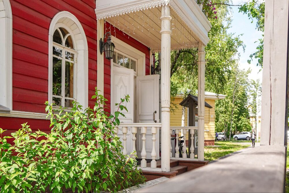 Вологодским бизнесменам компенсируют затраты на вывески в исторических зданиях Вологодским бизнесменам компенсируют затраты на вывески в исторических зданиях