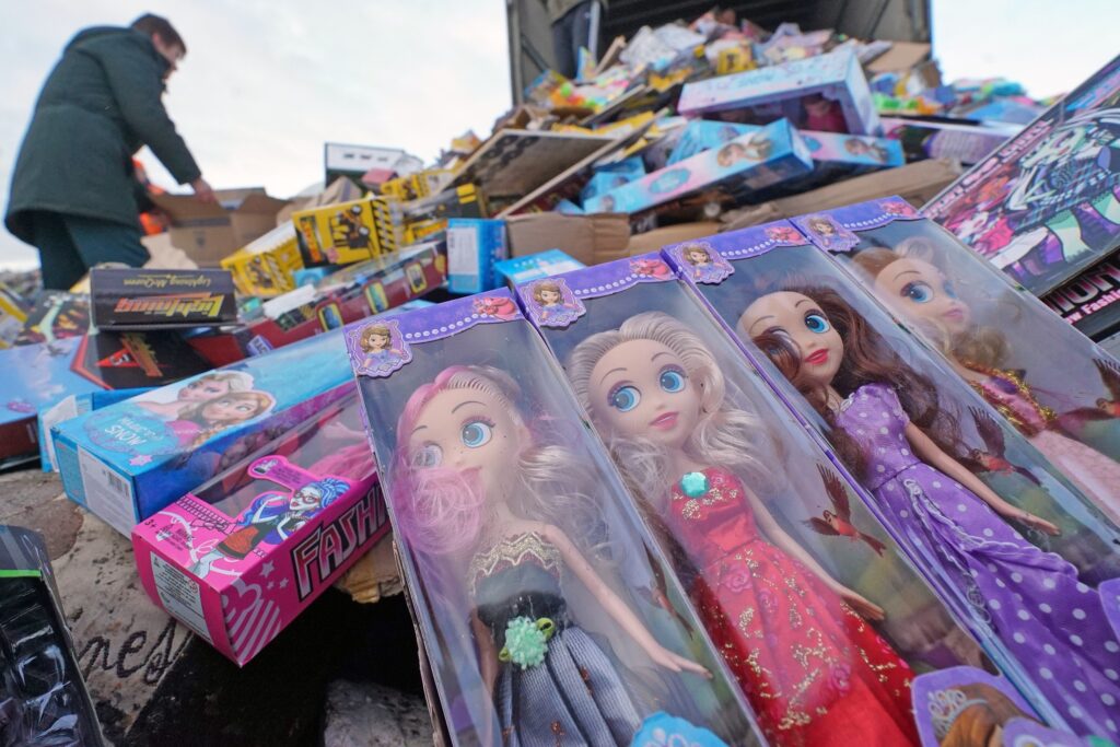 Юрист Хаминский: Борьба с контрафактом требует нового правового регулирования Юрист Хаминский: Борьба с контрафактом требует нового правового регулирования