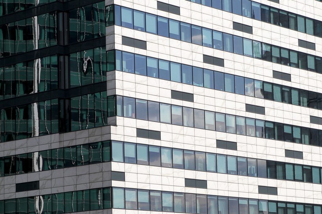 В России стали строить меньше офисов В России стали строить меньше офисов