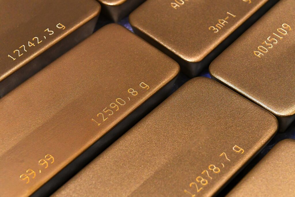 Куда вложить деньги при снижении ставок по вкладам: топ-5 вариантов для инвестиций Куда вложить деньги при снижении ставок по вкладам: топ-5 вариантов для инвестиций