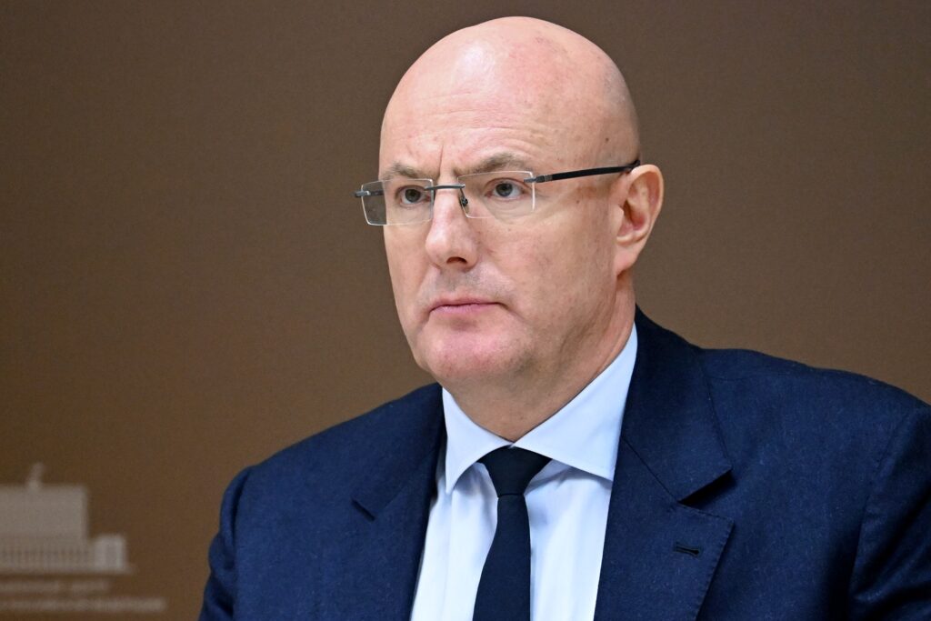 Чернышенко: Развитие туризма в России должно компенсировать заграничный отдых Чернышенко: Развитие туризма в России должно компенсировать заграничный отдых