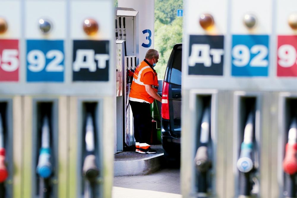 Росстат: За прошедшую неделю на АЗС подорожал бензин Росстат: За прошедшую неделю на АЗС подорожал бензин