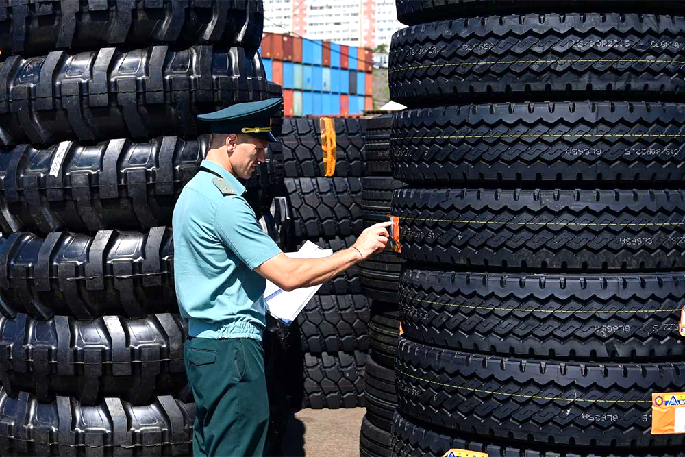 Какие схемы используют при выводе денег и что переправляют за границу чемоданами Какие схемы используют при выводе денег и что переправляют за границу чемоданами