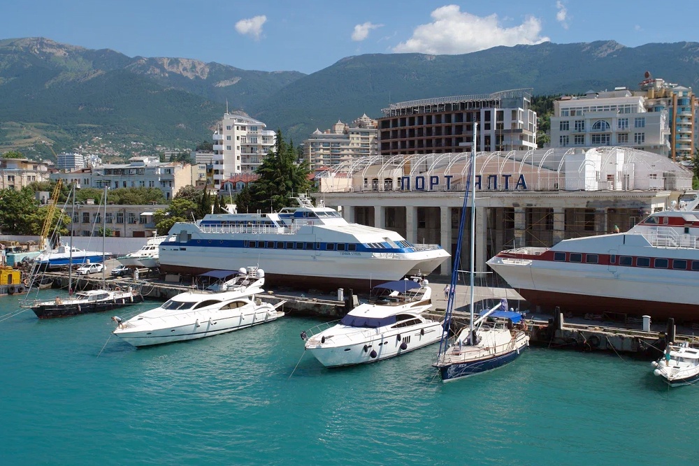 Еще больше российских туристов поехали отдыхать в Крым и Краснодарский край Еще больше российских туристов поехали отдыхать в Крым и Краснодарский край