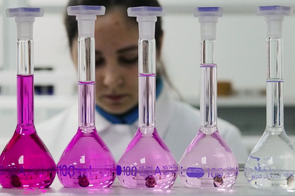 Какие сложности есть у занимающихся импортозамещением российских компаний Какие сложности есть у занимающихся импортозамещением российских компаний