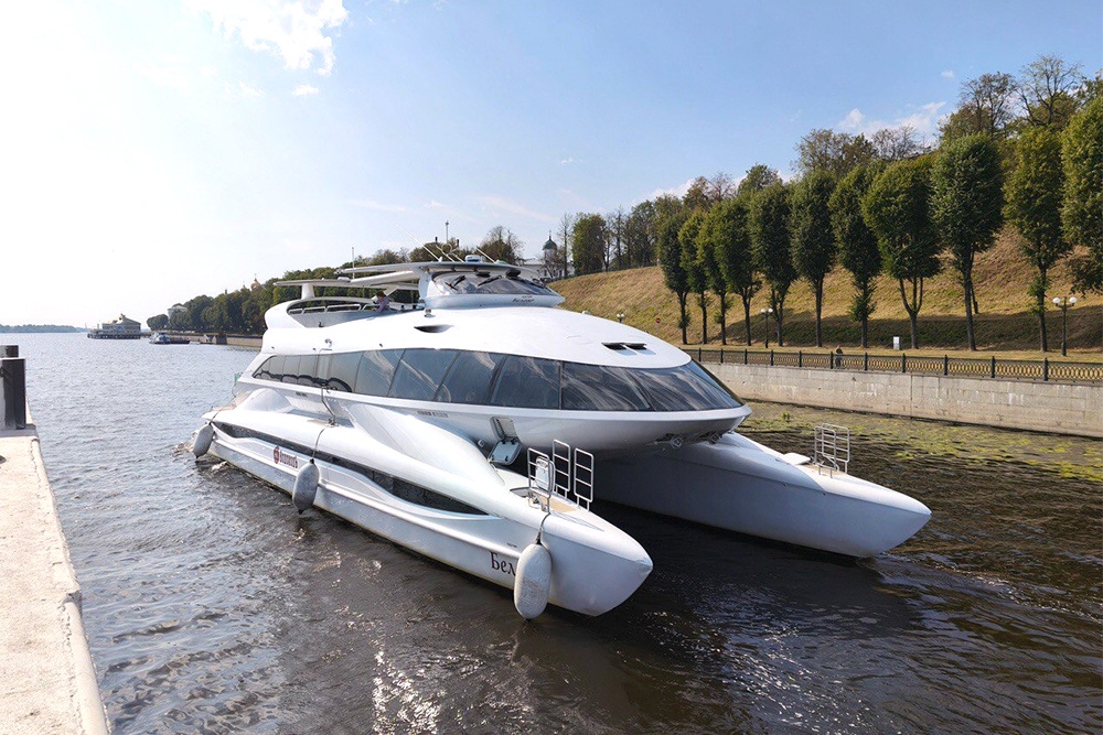 Два часа в пути: из Ярославля в Рыбинск теперь можно добраться на скоростном судне Два часа в пути: из Ярославля в Рыбинск теперь можно добраться на скоростном судне