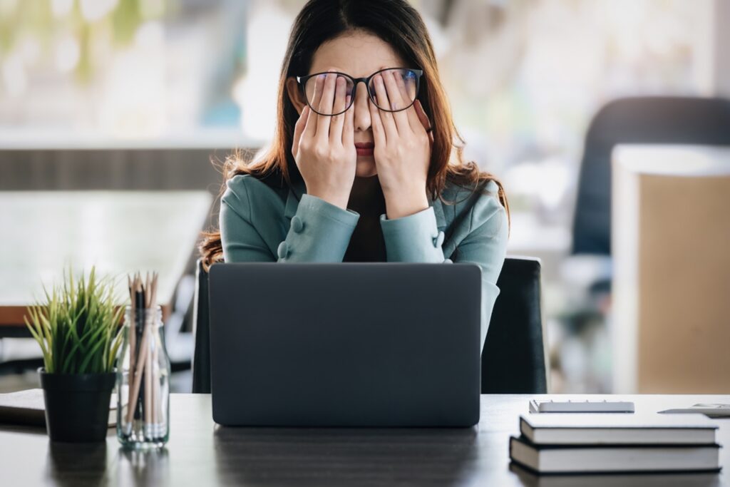 Опрос: Более 50% россиян предпочли бы четырехдневную рабочую неделю. Опрос: Более 50% россиян предпочли бы четырехдневную рабочую неделю.