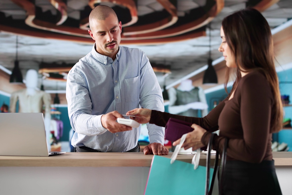 Юрист Бондаренко рассказала, как вернуть деньги за подарочный сертификат Юрист Бондаренко рассказала, как вернуть деньги за подарочный сертификат