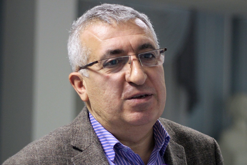 Профессор Амиров: Киоски с газетами нельзя воспринимать как киоски с шаурмой Профессор Амиров: Киоски с газетами нельзя воспринимать как киоски с шаурмой