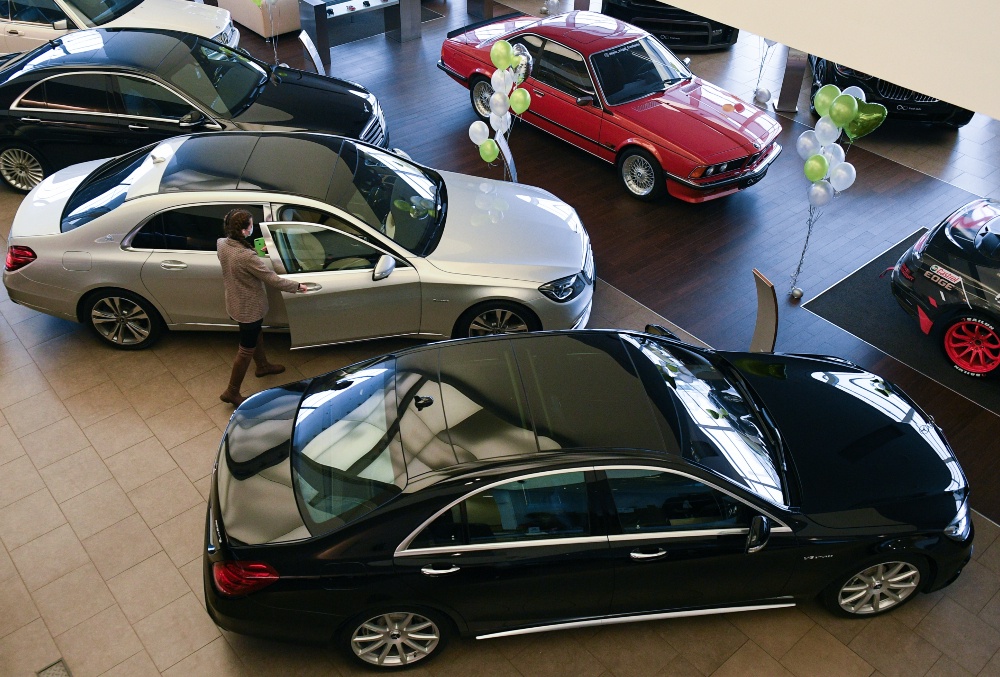 Минпромторг планирует дофинансировать программу льготного автокредитования Минпромторг планирует дофинансировать программу льготного автокредитования